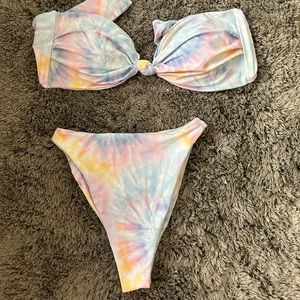 SKATIE Bikini set Large never worn!!